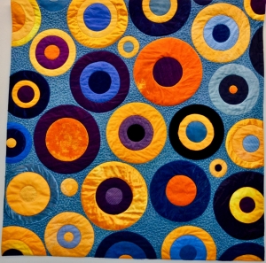 Patterned quilt with circles