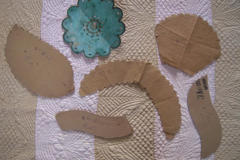 Wholecloth quilting templates from County Durham, late 1800s &ndash; early 1900s