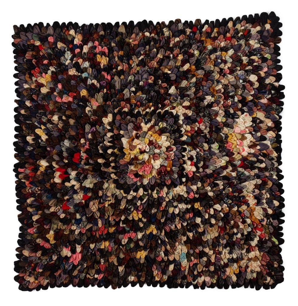 Example of quilting technique resembling a rag rug.
