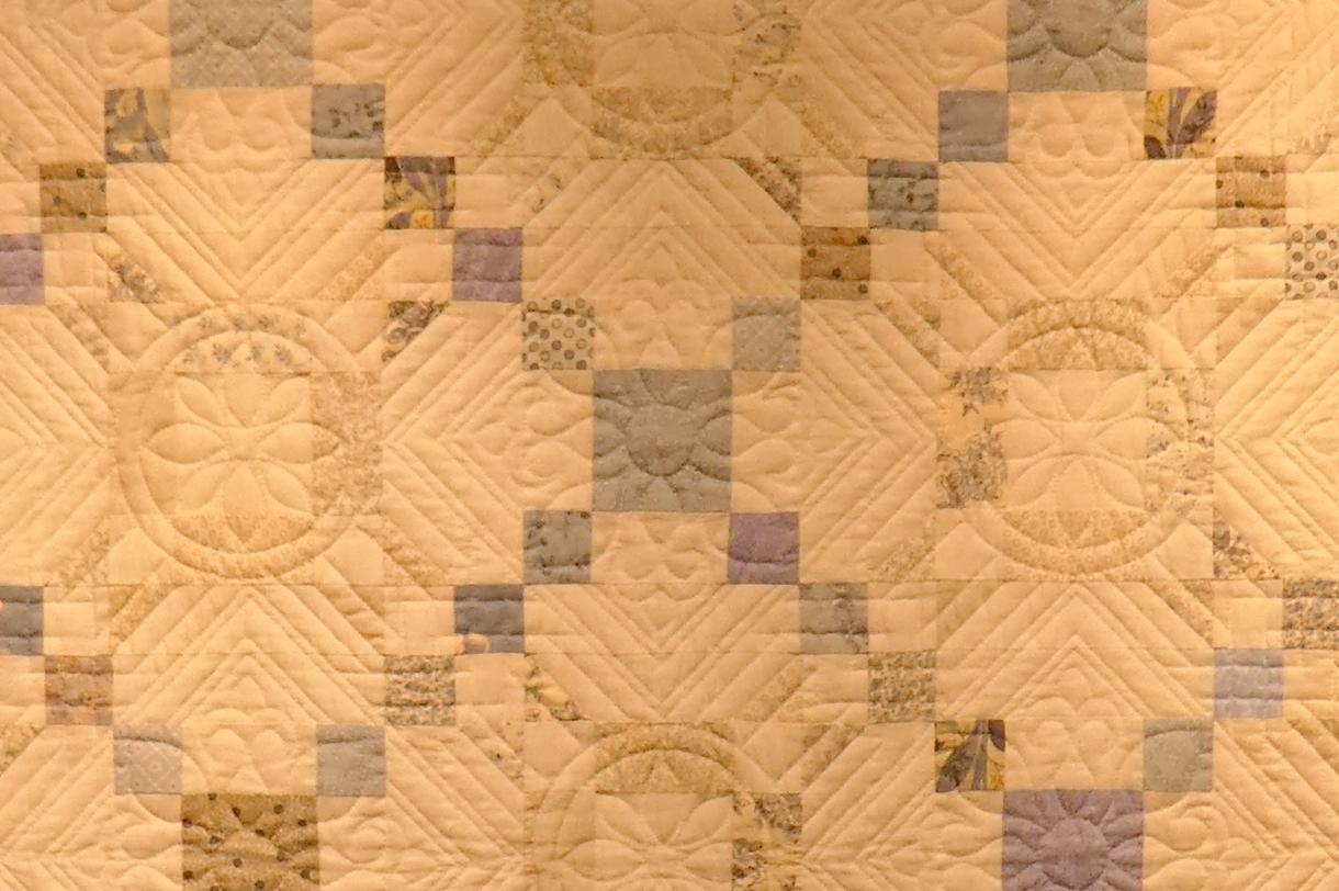 Excellence in Hand Quilting Overlap Award