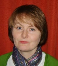Claire Lynch