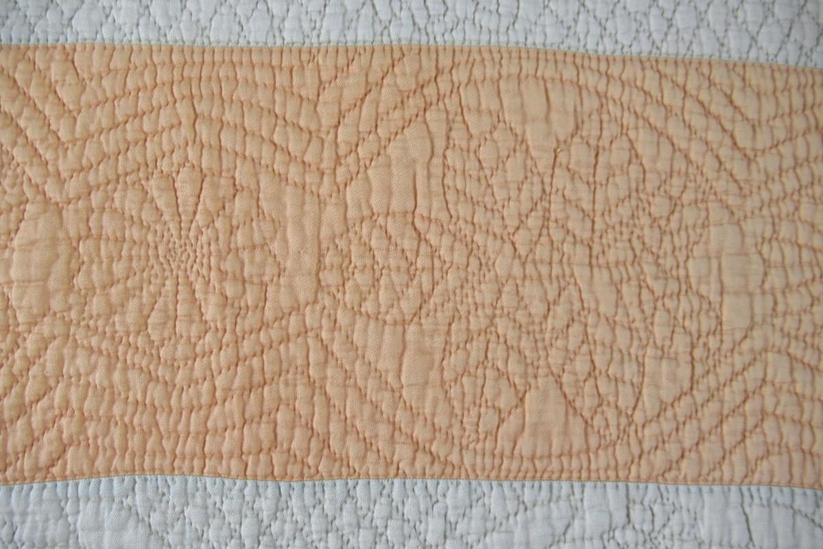 Quilting detail Horsechestnut leaf