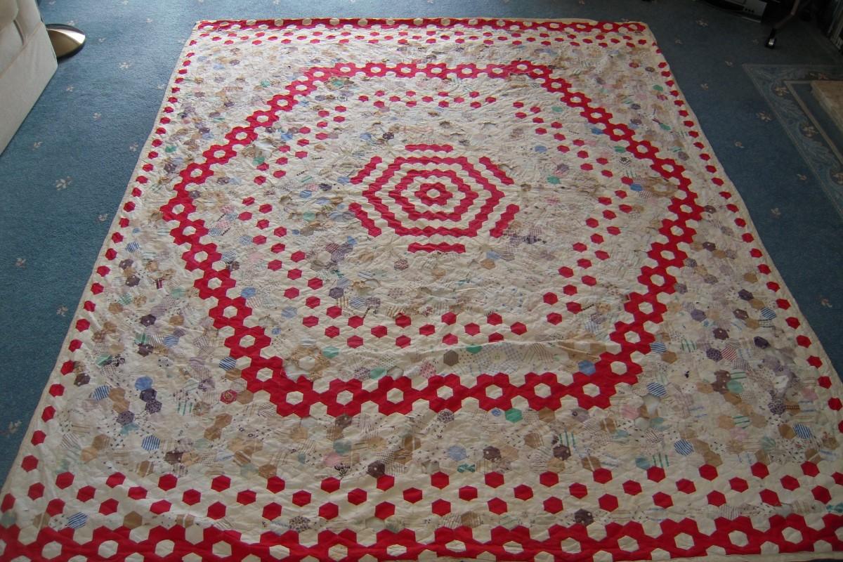 Multi-coloured hexagon coverlet