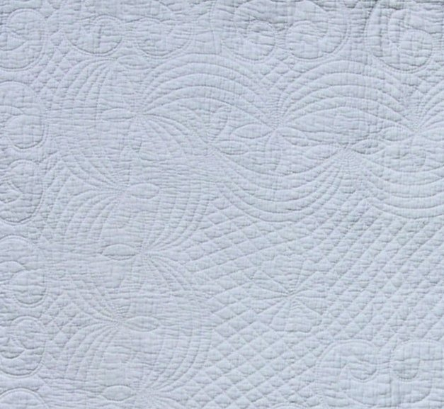 Quilted swag border with different corner