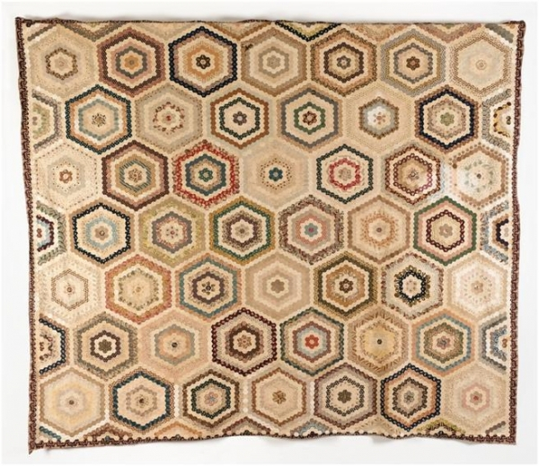 Hexagon coverlet in beige and brown