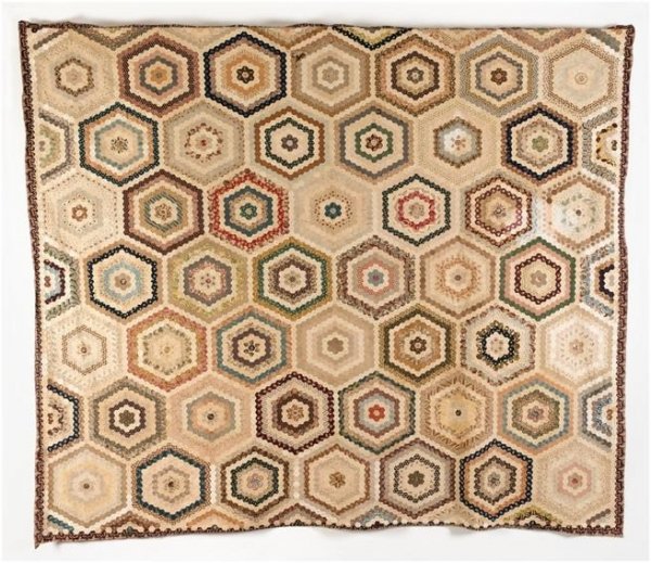 Hexagon coverlet in beige and brown