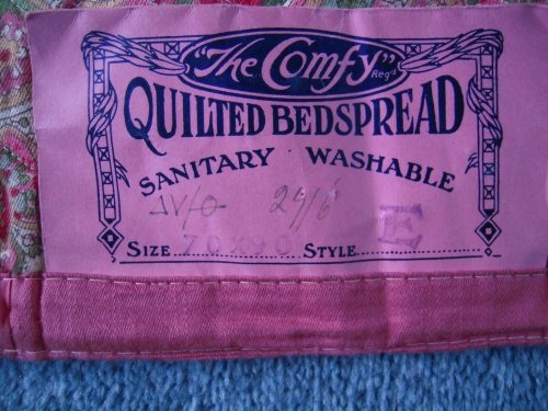 Pink quilt cardboard label