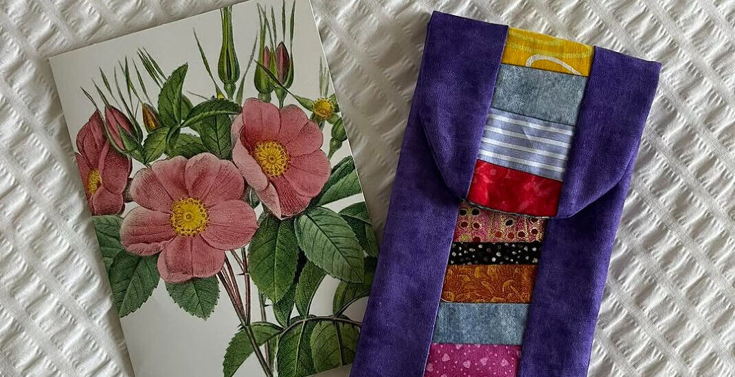 Glasses Case created by Jane O'Leary for the Modern Quilt Group Springtime Swap 2025